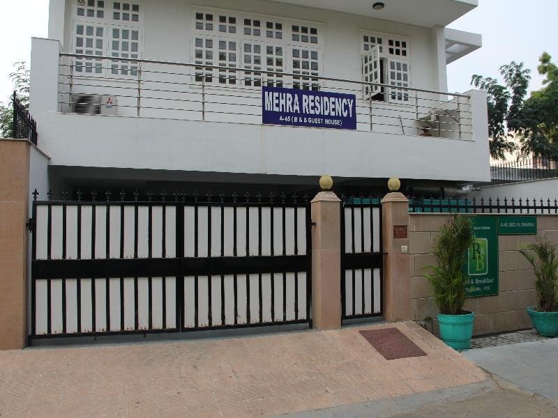 Hotel Mehra Residency At The Airport Neu-Delhi Exterior foto