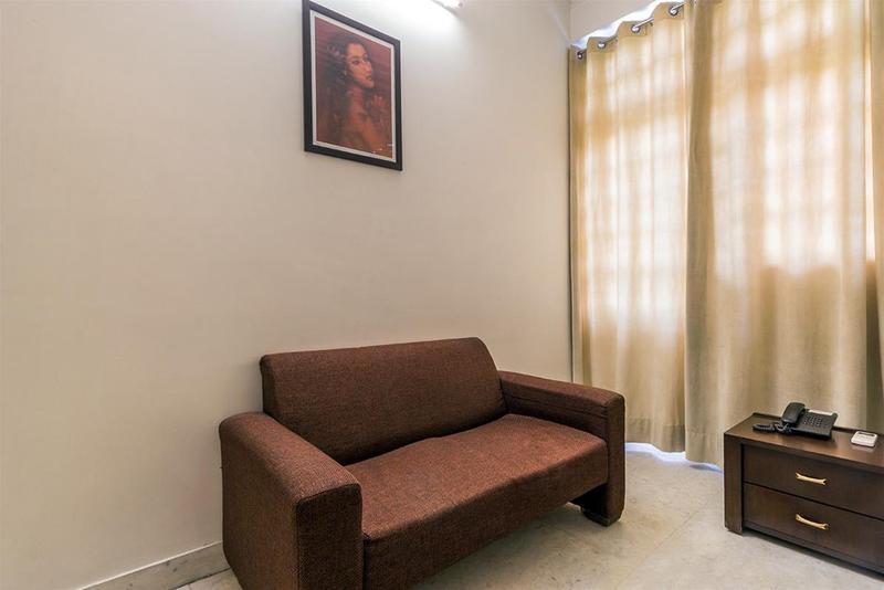 Hotel Mehra Residency At The Airport Neu-Delhi Exterior foto